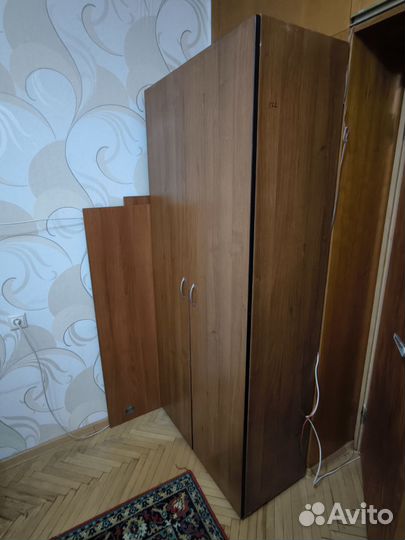 Шкаф распашной