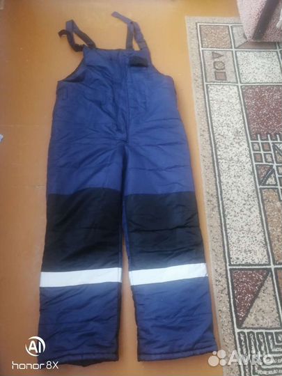 Рабочая спецодежда комбинезон и подшлемник меховой