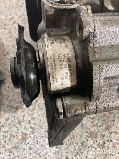 Насос гидроусилителя руля Mercedes C-Class W204