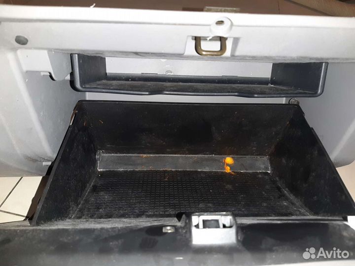 Бардачок для Субару Форестер SG 2003-2007г.в