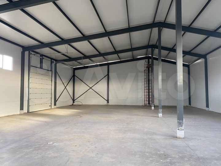 Склад, 720 м²