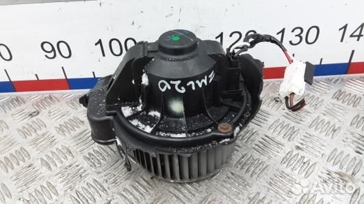 Моторчик печки land rover range rover sport (ZML20