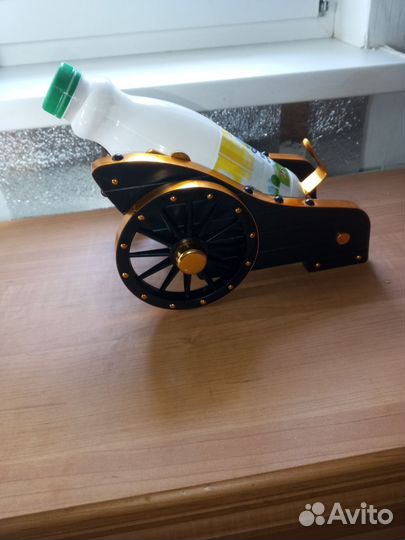 Декоративная подставка для бутылки