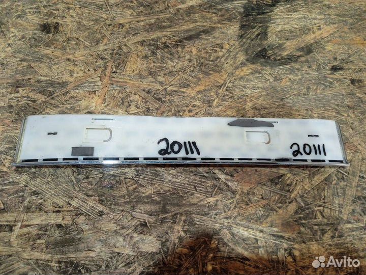 Накладка внутренняя на порог Mercedes-Benz