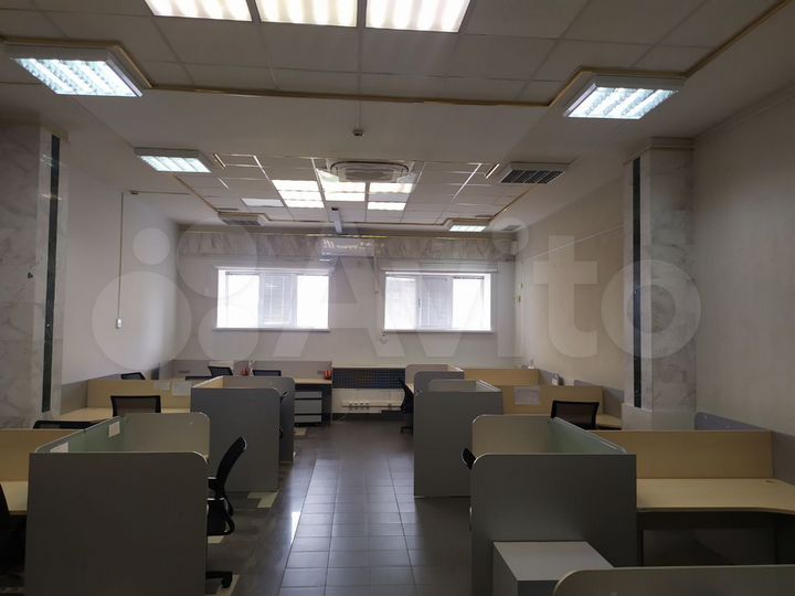 Офис, 675 м²