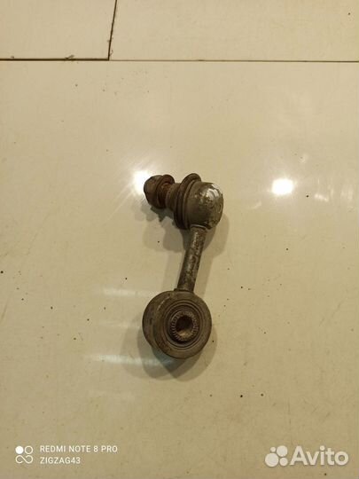 Стойка стабилизатора (передняя)