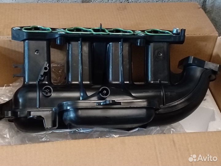 Впускной коллектор