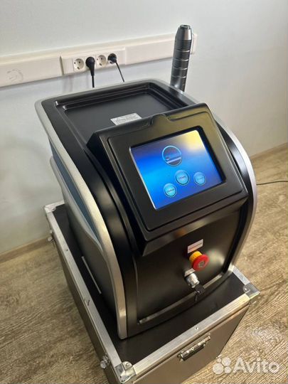 Переключаемый аппарат для удаления татуировок