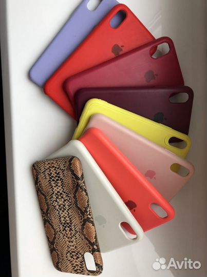 Чехлы на iPhone 10