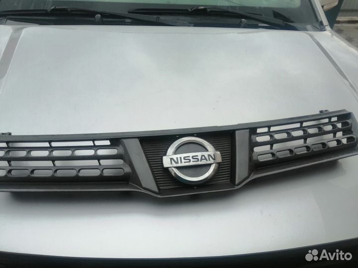 Решетка на nissan