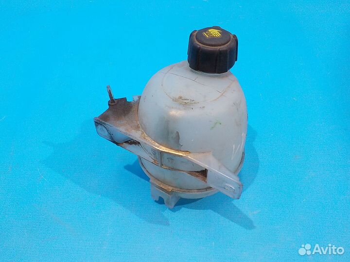 Бачок расширительный renault Duster 1 2010-2019