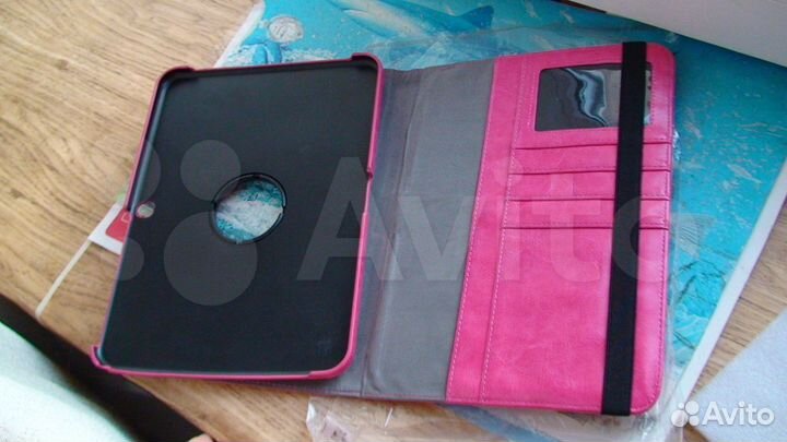 Чехлы для Планшетов 