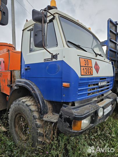 НефАз 66061-15, 2012