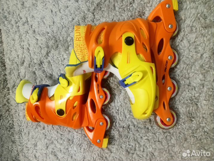 Роликовые коньки