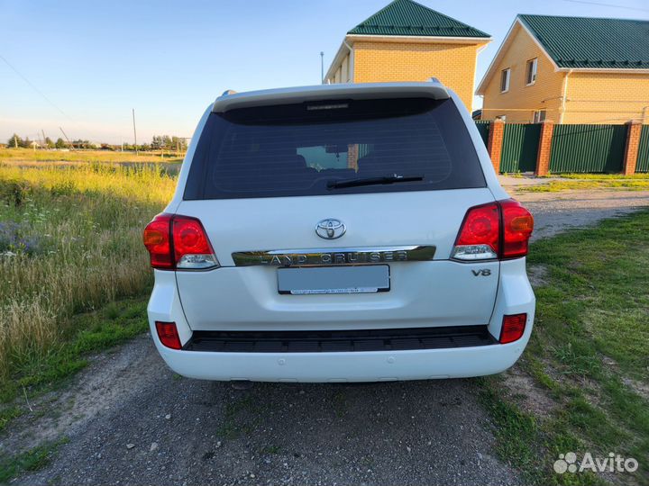 Toyota Land Cruiser 4.5 AT, 2014, 190 000 км