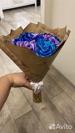 Букет из атласных лент