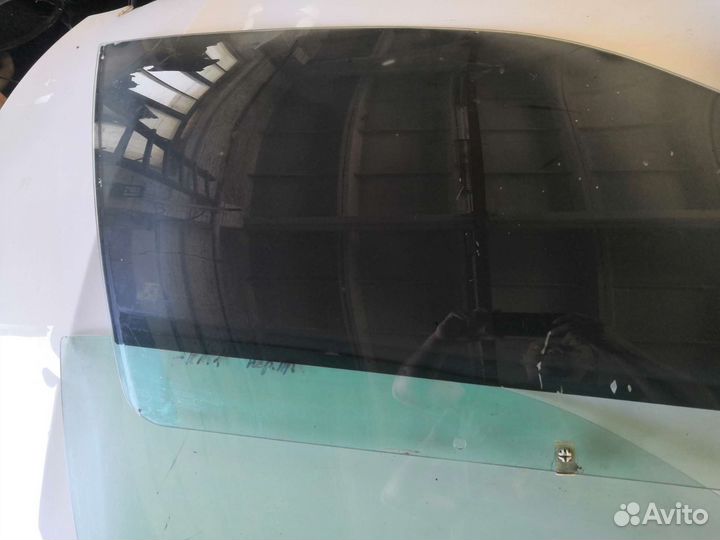 Стекло правое Митсубиси эклипс 1