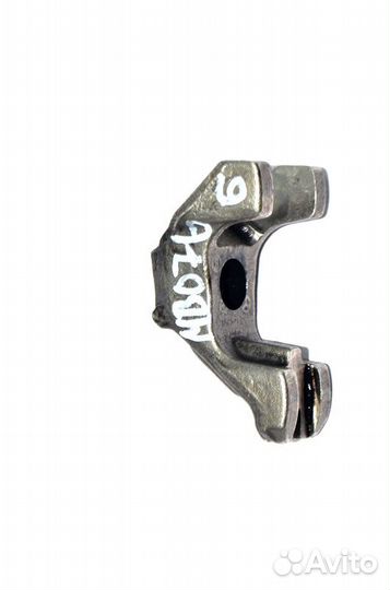 Крепление топливной форсунки mercedes-benz Actros