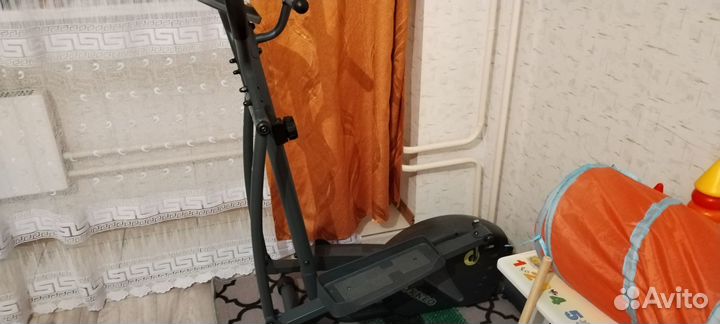 Эллиптический тренажёр Торнео