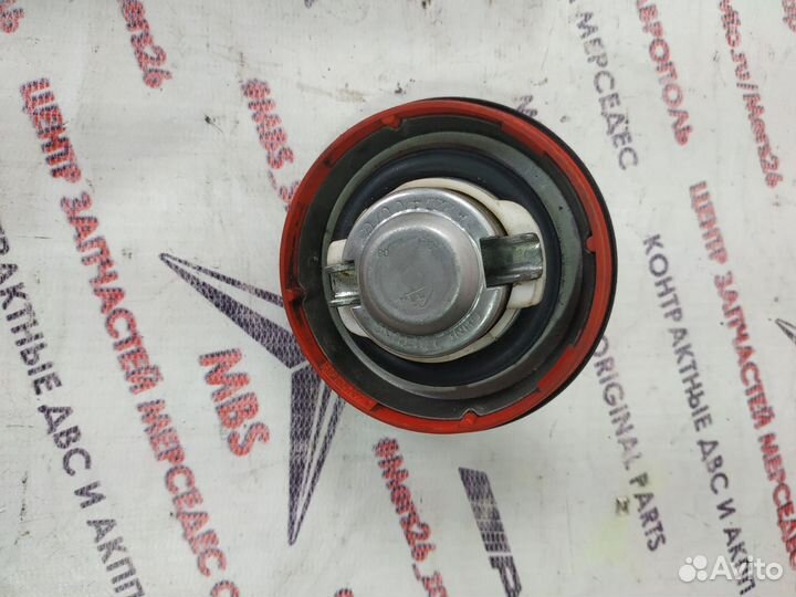 Крышка бака w211 w220 Mercedes