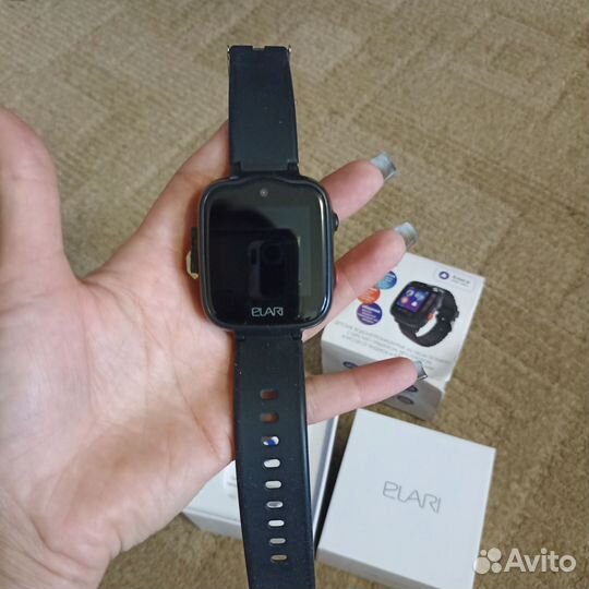 Smart watch Elari kidPhone 4G