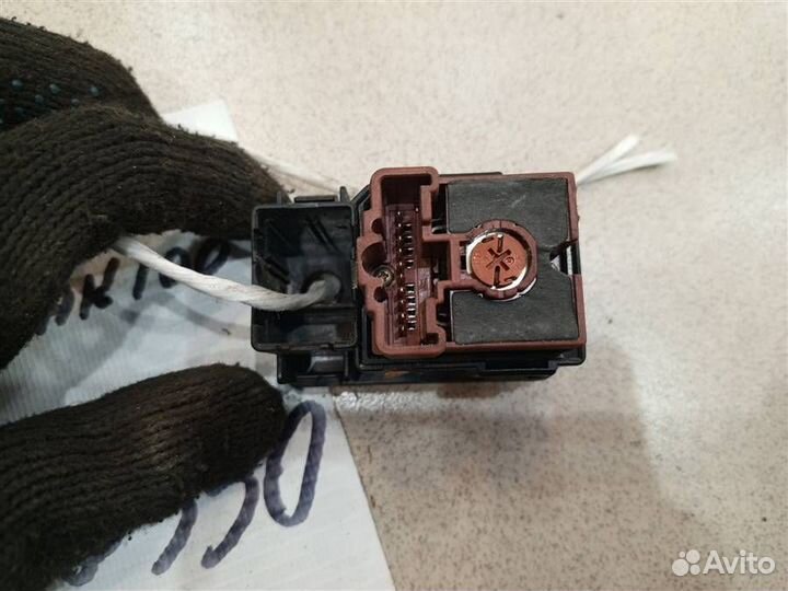 Переключатель регулировки зеркала Toyota Land Cru