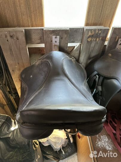 Седло для лошади