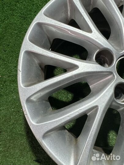 Диск литой Kia Rio X-Line R15