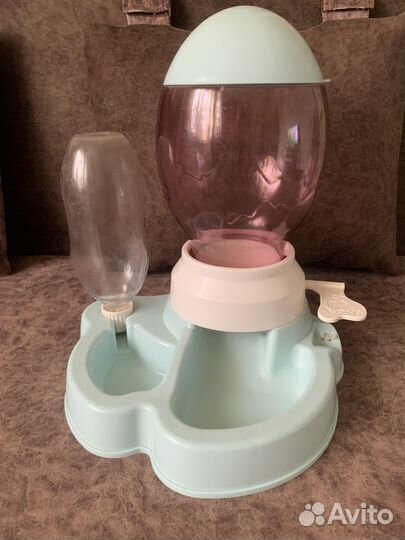 Автокормушка для кошек и собак