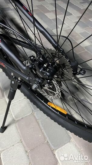 Велосипед горный.Гидравлика колеса 29 новый