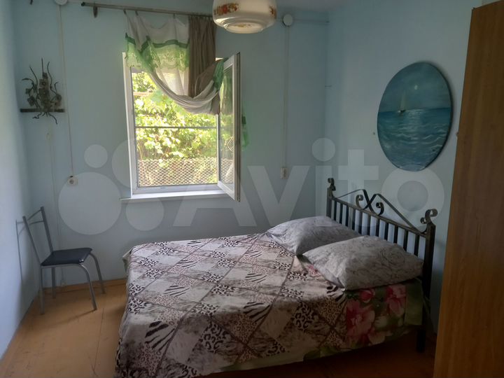 Комната 15 м² в 3-к., 1/1 эт.