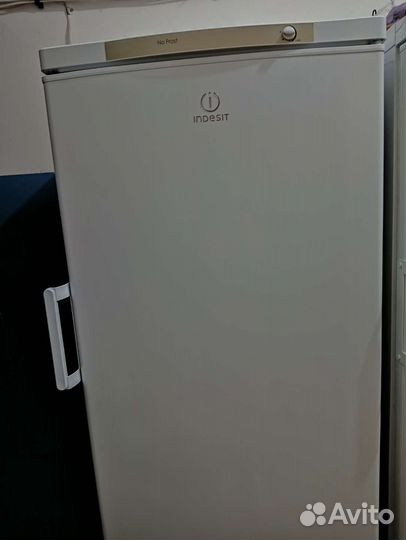 Морозильная камера Indesit SFR 167NF