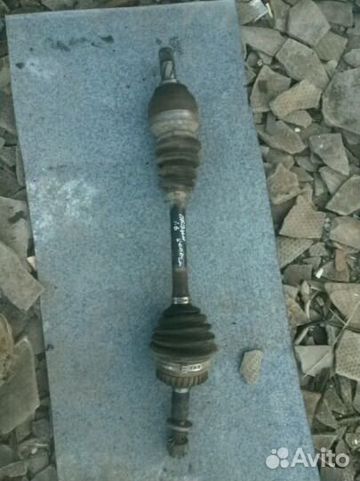 Привод передний левый Opel Vectra B 1.6