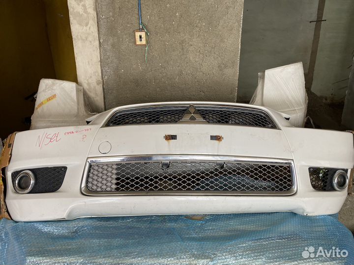 Бампера митсубиши лансер 10