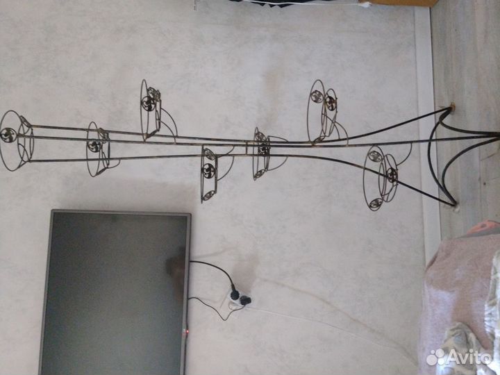 Стойка подставка для цветов