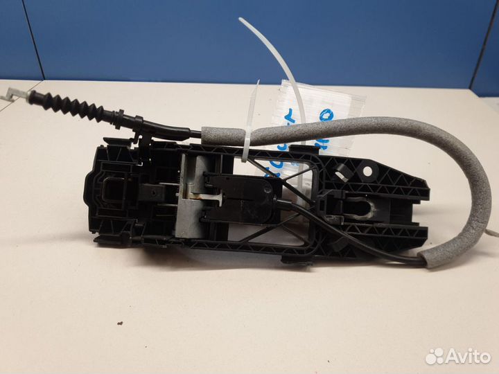 Ручка двери нaружная задняя левая Volkswagen Tiguan 2007-2016