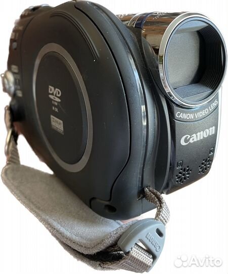 Камера Canon DC301