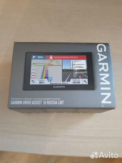 Видеорегистратор-навигатор Garmin drive assist 51