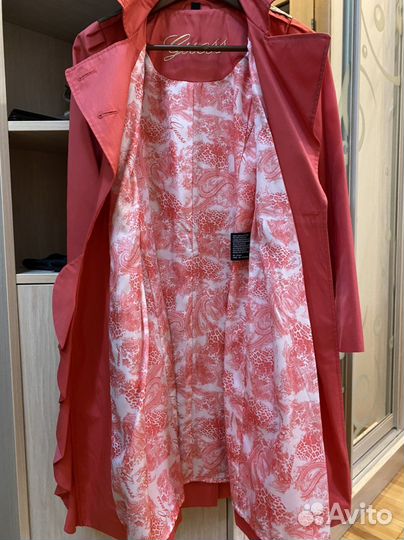 Плащ Guess xs (42)