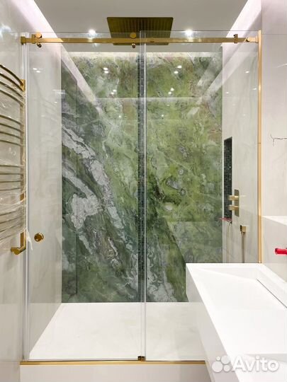 Стеклянная перегородка