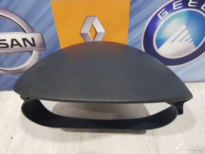 Козырек Накладка приборной панели Renault megane 3