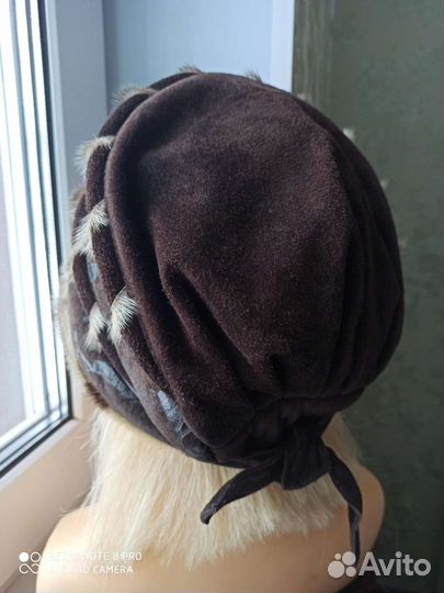 Женская шапка из натур. замши и кожи