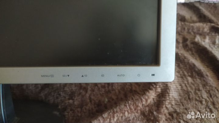Монитор самсунг