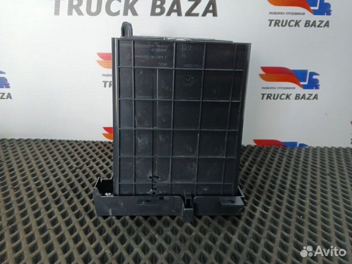 Ниша под ящик бардачка Renault T