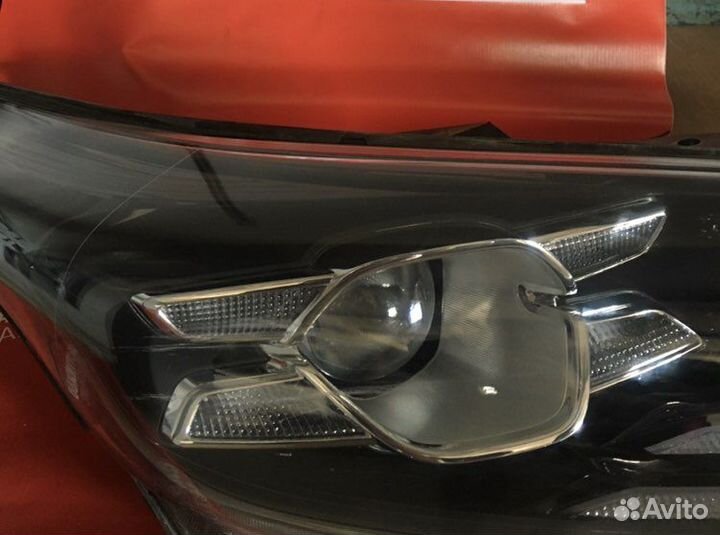 Фара Kia Ceed 92102j7100