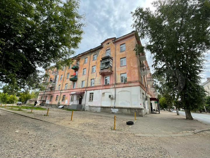 3-к. квартира, 79,9 м², 2/4 эт.