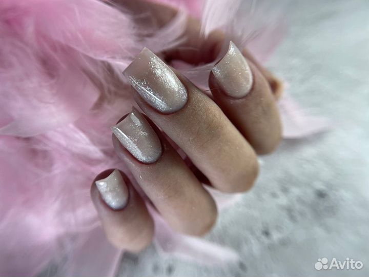 Нужна модель на маникюр