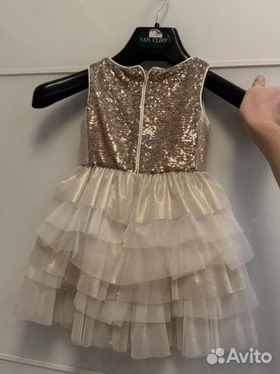 Платье золотистое на девочку 92