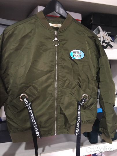 Ветровка DeIores