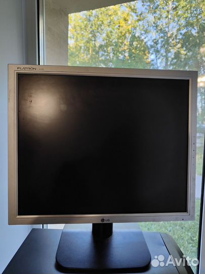 Монитор для компьютера LG 19 дюйм